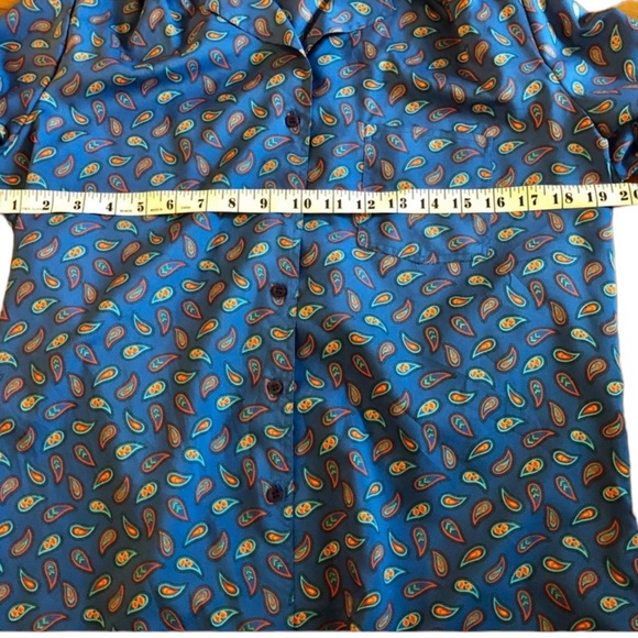 Pierre Cardin Vintage Blue Paisley Button Down Blouse , Lightweight, Medium - Picture 3 of 6